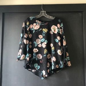 Floral long sleeve blouse